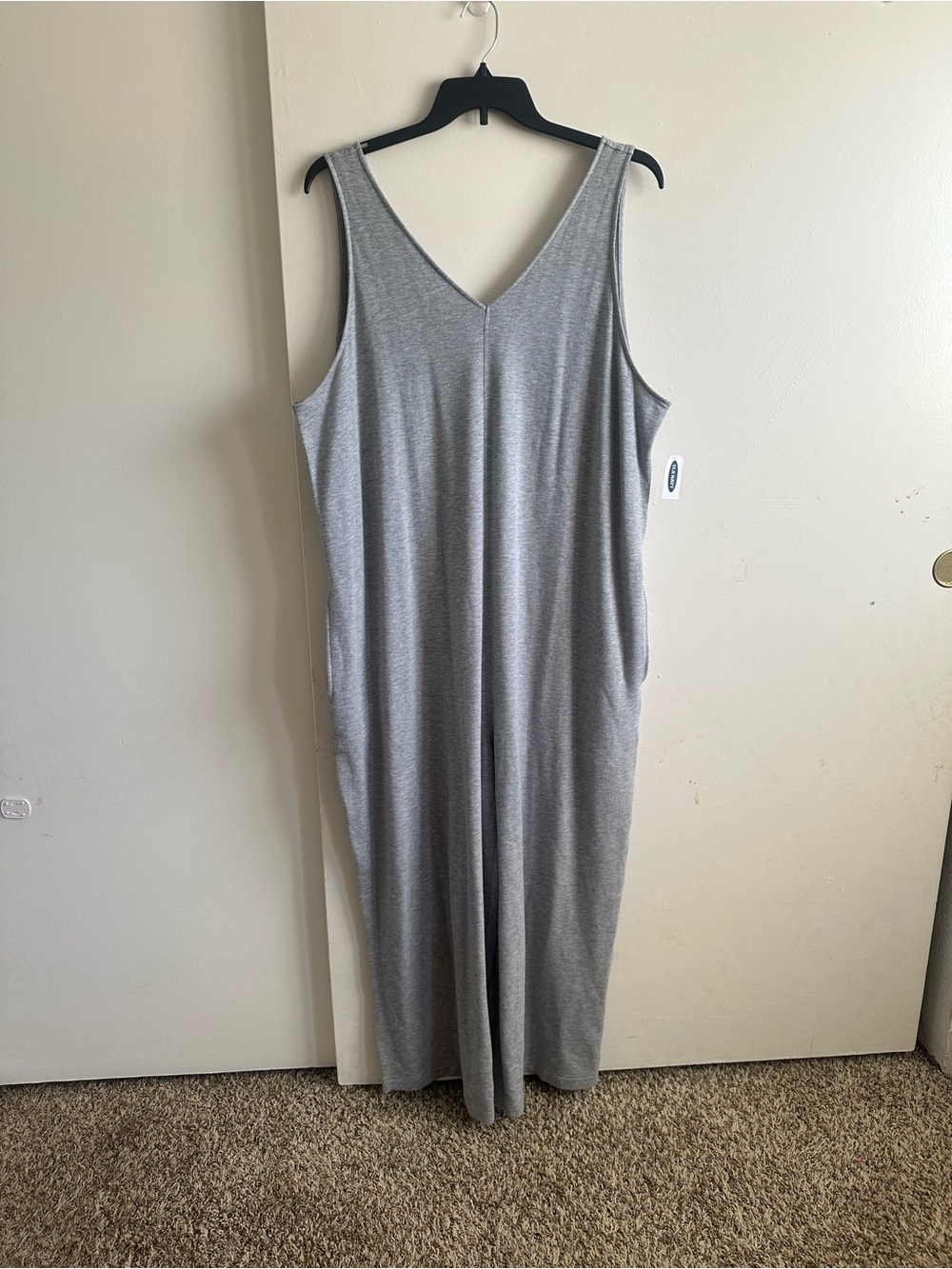 Old Navy Gray Sleeveless V-Neck Jumpsuit with Pockets